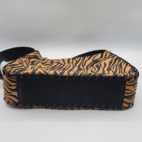 Liz Claiborne Shoulder Bag Animal Print Small Tan - Picture 5 of 9